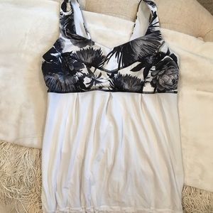 Lululemon top, size 8